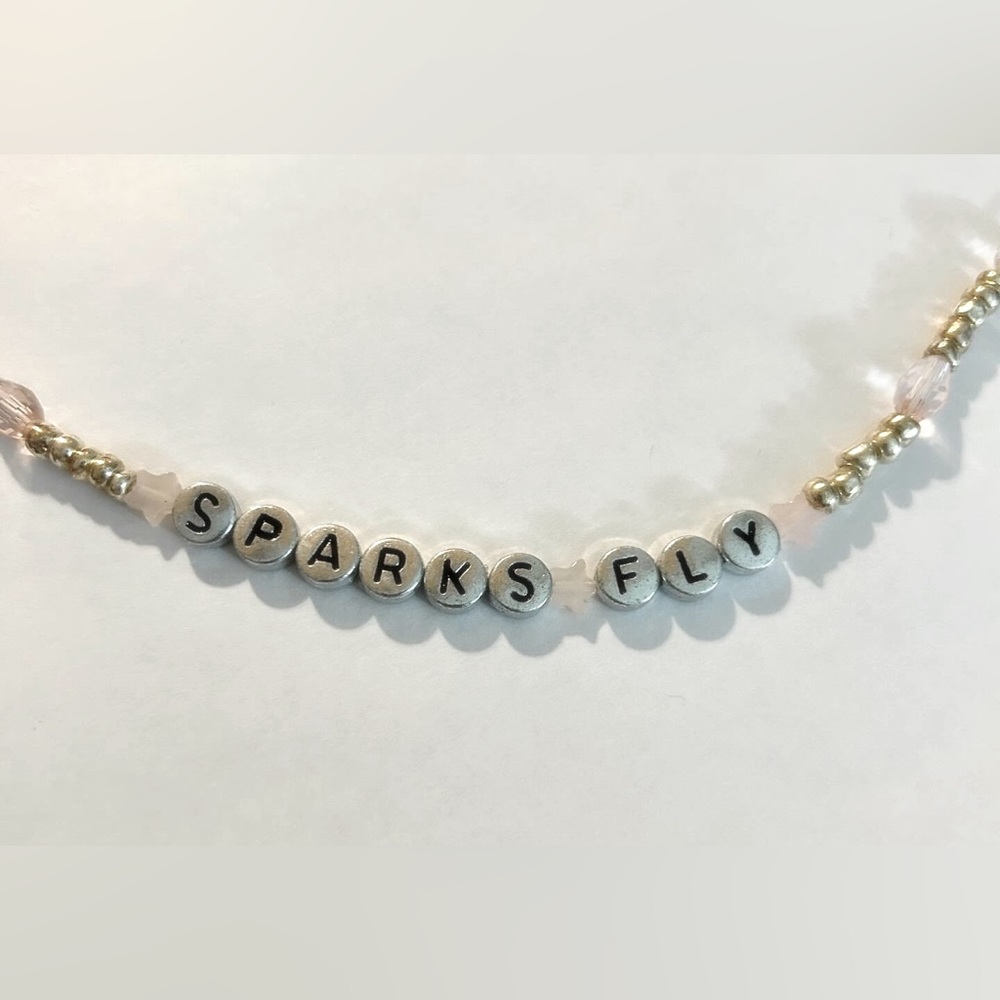 Taylor Swift Friendship Bracelet — Fearless Era